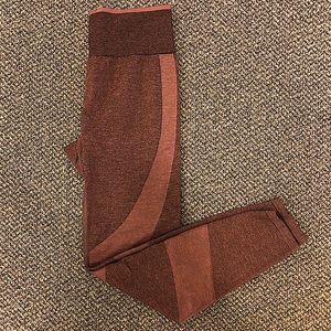 Victoria’s Secret PINK seamless leggings